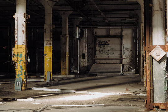 Entrep&ocirc;t abandonner 