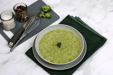 A plate of broccoli soup.
