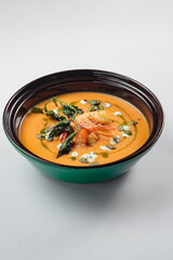 Hot soup with vegetables and seasoning