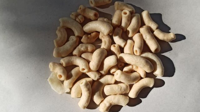 macaroni cracker