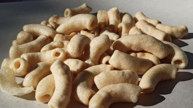 macaroni cracker