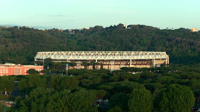 Il complesso sportivo dello Stadio Olimpico a Roma, Italia
Vista aerea dell'area sportiva di Roma, dove giocano le squadre di calcio e si allenano gli sportivi.