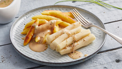 Schupfnudeln mit Spargel