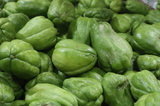 fresh chayote vegetables. benefits of chayote