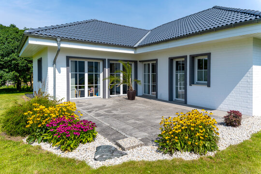 Terrasse eines Bungalows