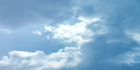 Obraz premium sunny sky blue light watercolor background. Aquarelle painting brush effect card paper textured canvas cloudy smoke space for text, entertaining card, template. aquamarine color graphics illustration