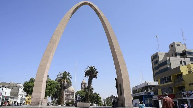 he Monument to the Heroes, popularly known as "Parabolic Arch", is a monument located on the Civic Walk of the city of Tacna, built in honor of the heroes 