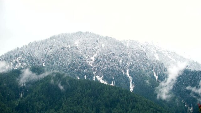 Pahalgam, Kashmir, India - 09 May 2023: Beautiful view of Pahalgam during summer season fresh frozen Himalayas glacier mountains, view of Betab Valley and green fir and pine tree line forest Clip 50