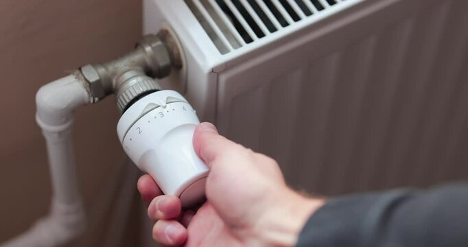 Turning down the heating radiator, energy saving