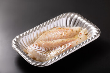 ［北海道産］生真だら　（ガーリック＆バジル）調理前