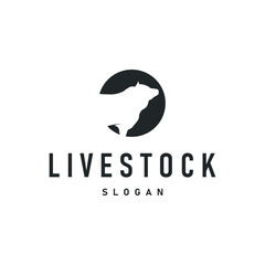 Fototapeta premium cow logo design cattle farm concept with simple concept black silhouette cow animal illustration templet livestock farm symbol