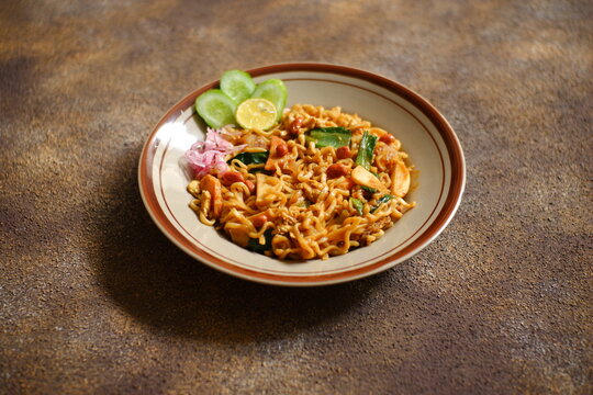 A plate of Aceh style stir fry noodle