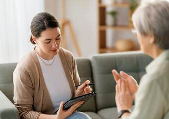 Consultation of the patient with a psychologist