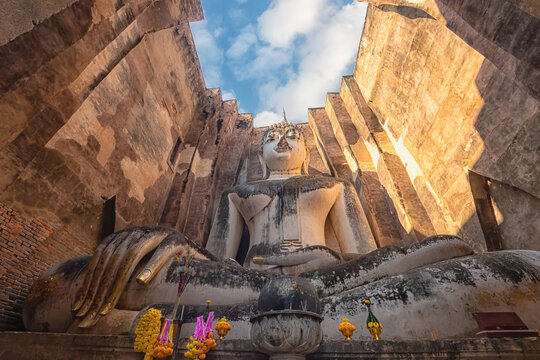 statue of ancient buddha in Sri Chum Temple in Sukhothai Historical Park, a UNESCO World Heritage Site.the famous landmark place for tourist sight seeing attraction in Sukhothai, northern Thailand