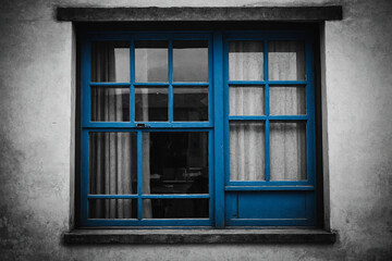 Fototapeta premium Architectural Scene with a Striking Blue Window