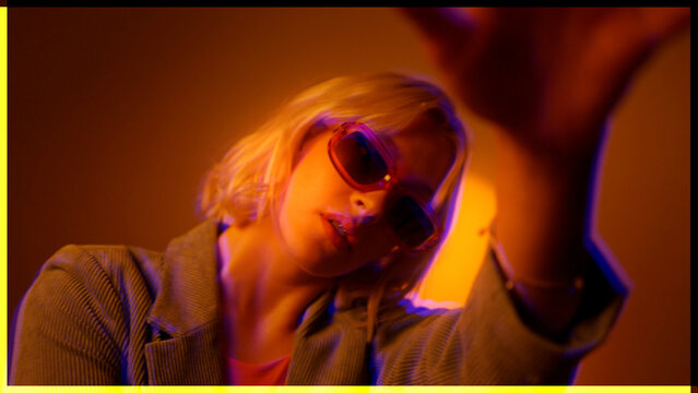 Zoom Shake Effect 03