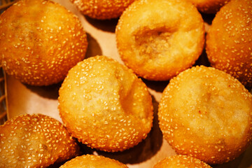 golden sesame balls, fried Chinese pastry
