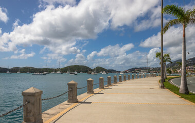 Fototapeta premium Exposure done in the Waterfront Highway located in the capital of St. Thomas USVI, Charlotte Amalie, with beautiful views of the Ocean