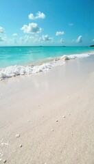 Obraz premium Fine white sand of Miami Beach, glistening under the bright sun Perfect texture and color for travel and tourism projects Ideal for backgrounds or textures , nature, day