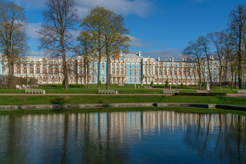 View of the Catherine Palace with a reflection in the Mirror Pond of the Catherine Park in...