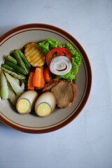 chicken breast with vegetables