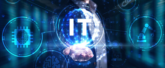 IT consultant presenting tag cloud about information technology.