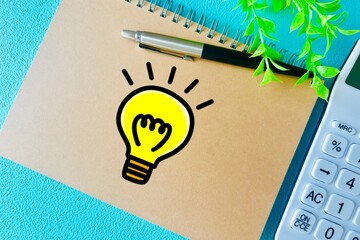 豆電球のイラストとノート