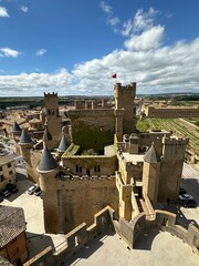 Vue d'Olite et d'une partie du ch&acirc;teau depuis les tours