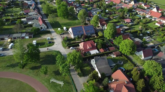 Flug &uuml;ber Leegebruch / Oranienburg. Drohnenaufnahme