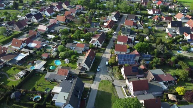 Flug &uuml;ber Leegebruch / Oranienburg. Drohnenaufnahme