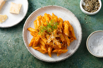 Pasta with cheese sauce