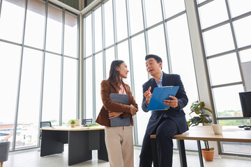 Supervisor training and suggesting about work to colleagues, Businesspeople team discussing ideas and meeting in office