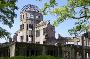 広島平和記念公園の原爆ドーム