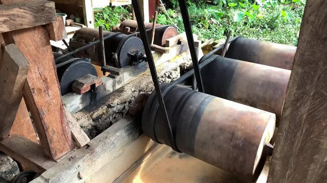 gold separator tool from natural rock using the log method