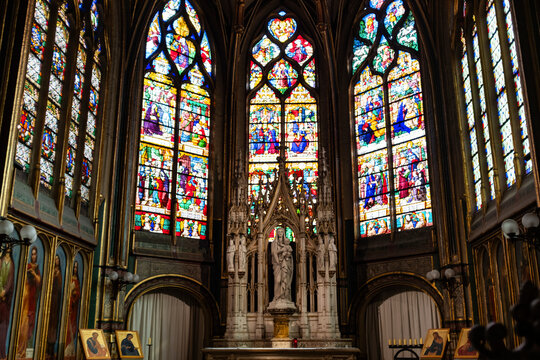 Les vitraux de l'&eacute;glise de Saint Severin dans le centre de Paris en France