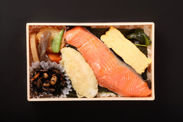 銀鮭塩麹焼き弁当