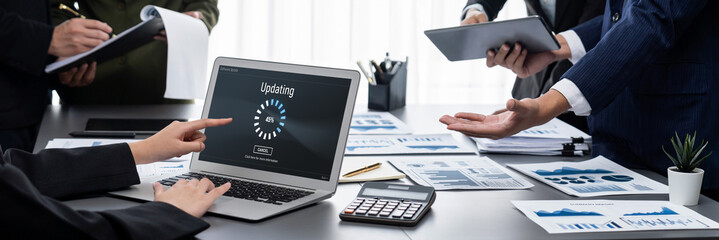 Software update on computer for brisk version of device software upgrade