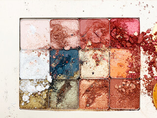 eye shadow palette