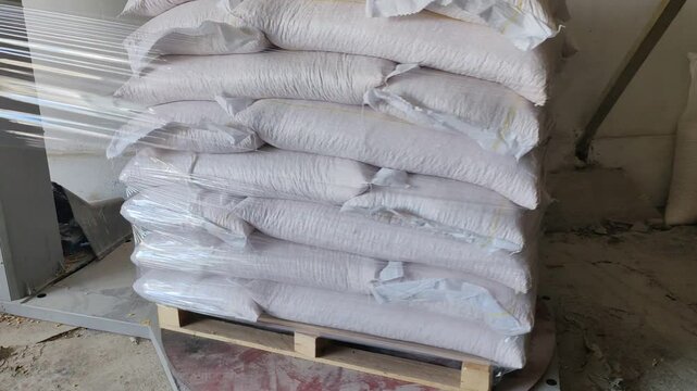 professional shrink-wrapping machine