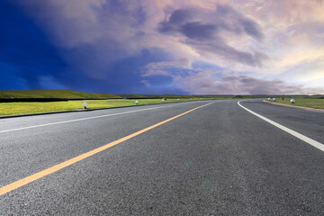 Fototapeta premium Road cloud sky sunset park landscape nature mountain outdoor travel 