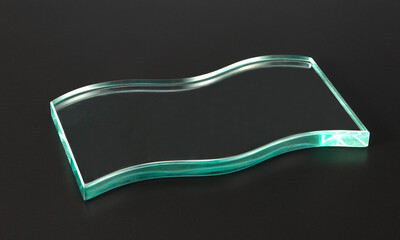 Glass is made from natural and abundant raw materials (sand, soda ash and limestone) that are melted at high temperature to form a new material: glass.
