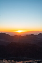 Obraz premium A dive into the magic of a egyptian sunrise