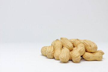 シンプルな落花生