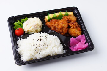 唐揚げ弁当