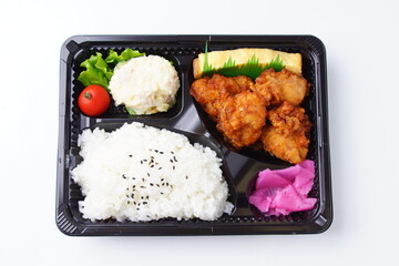 唐揚げ弁当