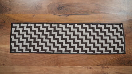 zigzag modern placemat and runners on the dining table