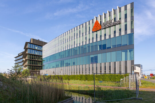 The contemporary Avery Dennison European headquarters showcases sleek modern architecture with a reflective facade, ideal for corporate and innovation themes. Oegstgeest, Netherlands, 3 May 2025