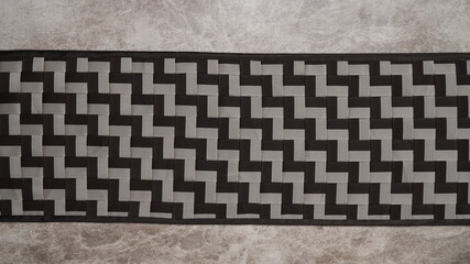 zigzag modern placemat and runners on the dining table