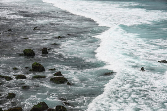Afrique Senegal &icirc;le de Ngor ocean Atlantique roche rocher volcanique