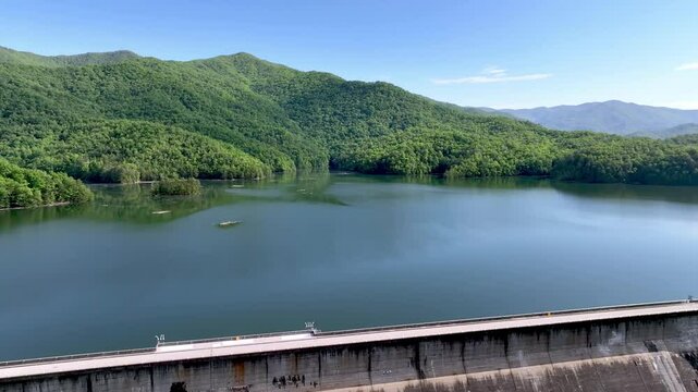aerial pullout over the fontana dam